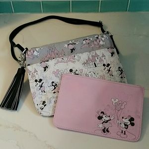 🏰Disney Mickey & Minnie in the Park Crossbody Bag
